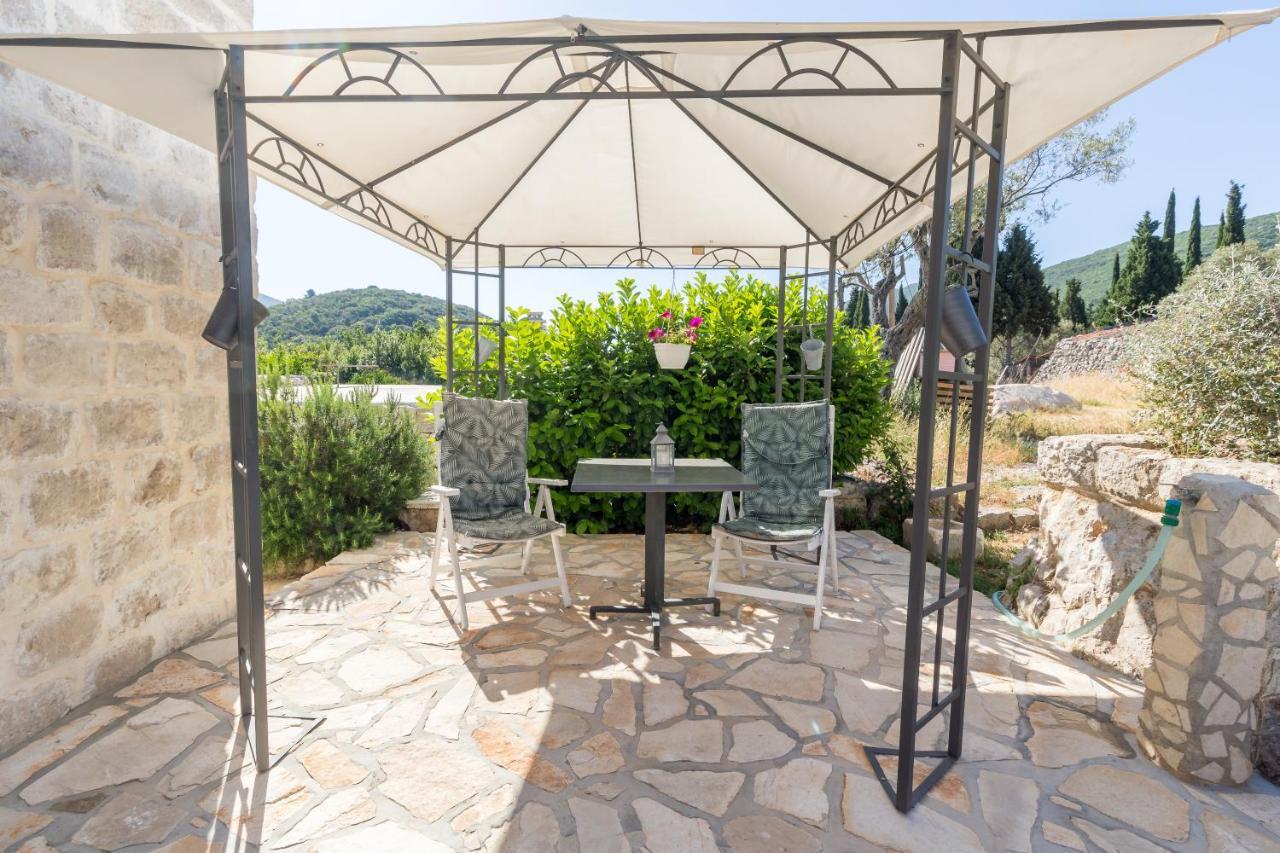 Апартаменты Olive Garden Стон Экстерьер фото
